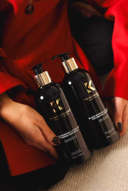 Apimties suteikiantis plaukų priežiūros rinkinys